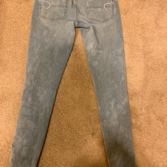 American Eagle X4 Light Wash Jeans!! - Picture 5 of 8